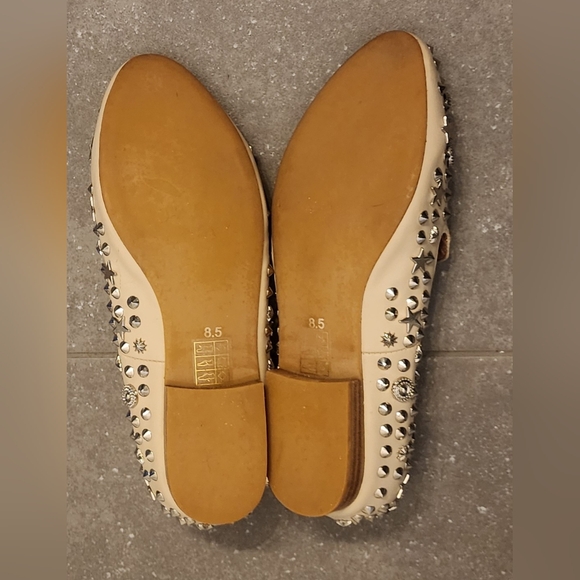 Jeffrey Campbell Ibiza Last Handmade Spiked/ Studded Flats in Cream. 8 1/2 - Picture 5 of 13